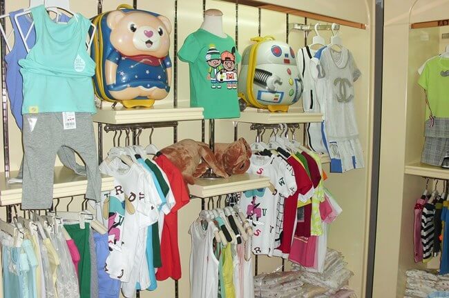 <span>汇付为多行业商户提供定制化解决方案，专注提升经营效率</span>(图3)